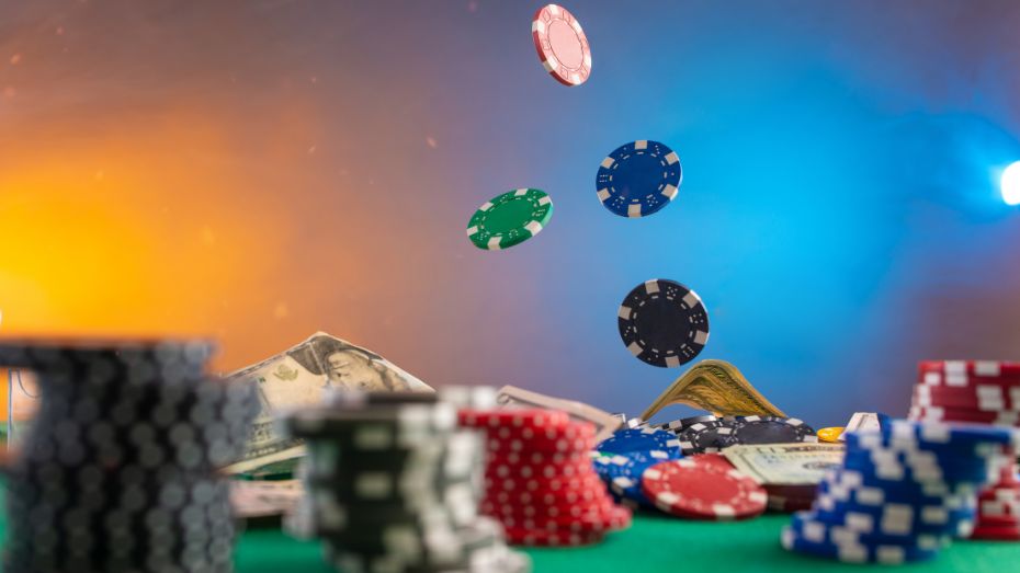 The Key Differences Between Poker and Blackjack